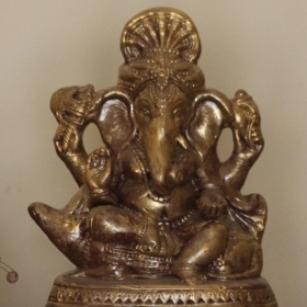 Terracotta Lord (Gold)